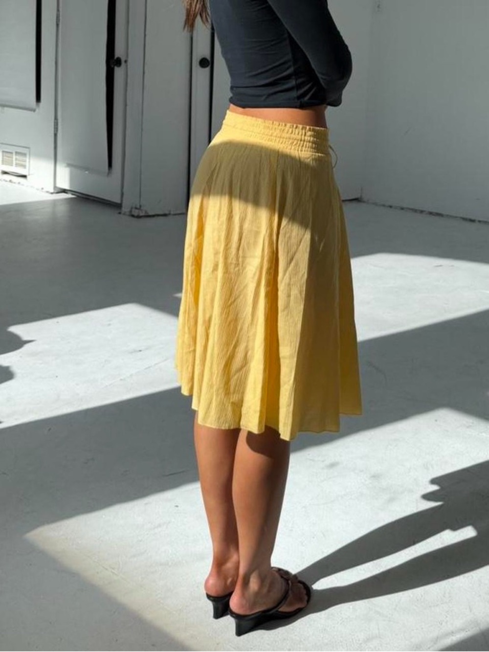 Flowy Yellow A-Line Cotton Midi Skirt - Picture 3 of 7